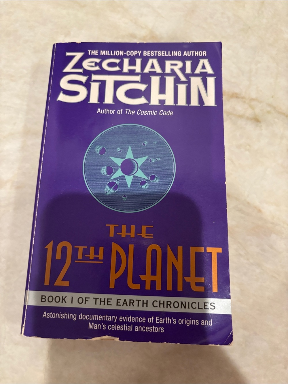 Zecharia Sitchin - The 12th Planet (Purple Cover)
